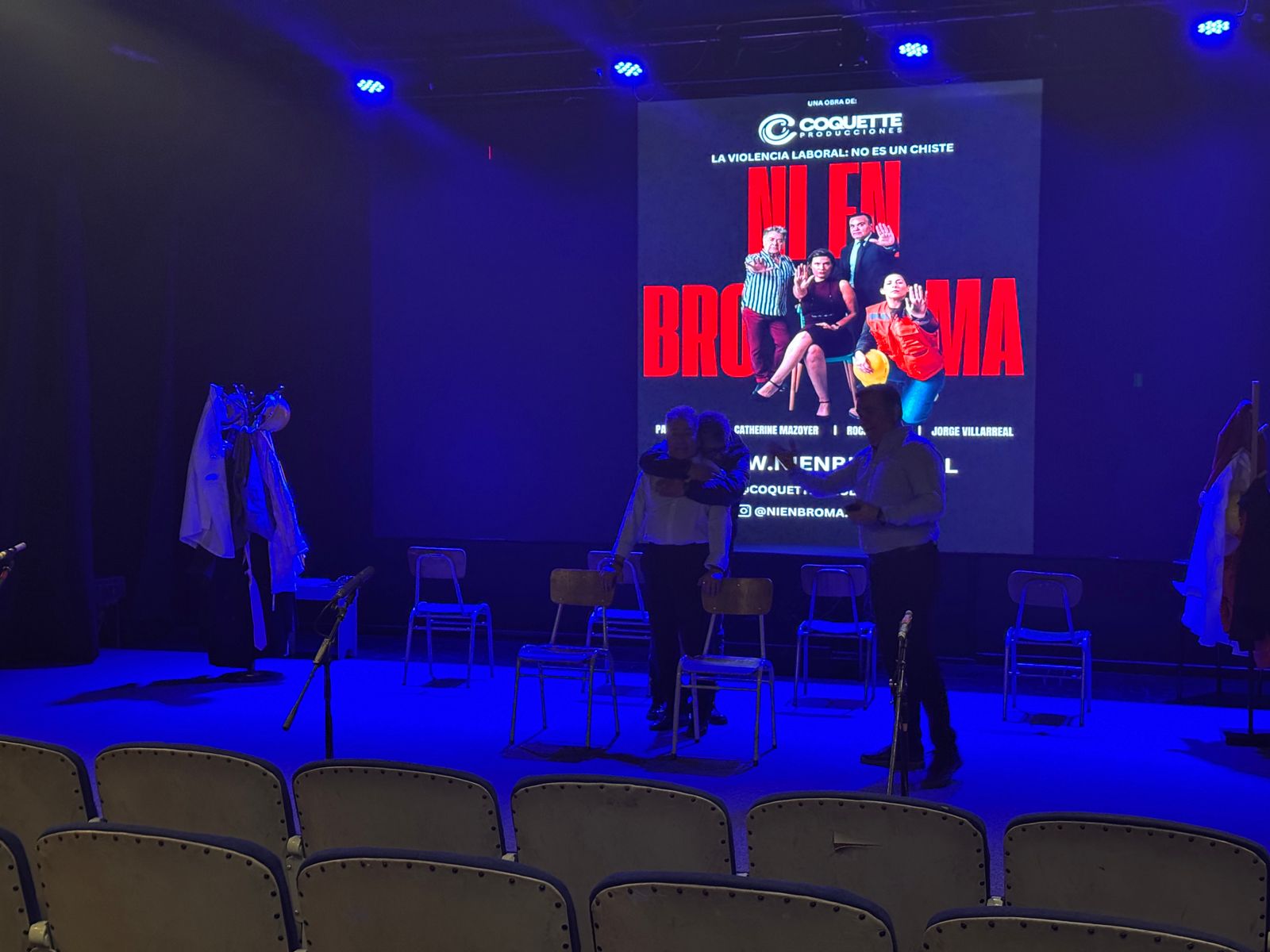 Obra de teatro Ni en Broma